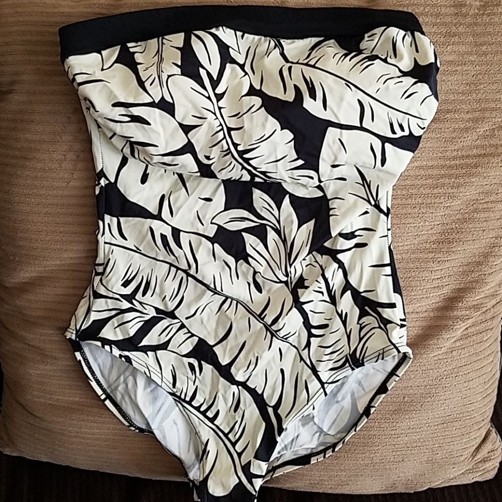 Floral swimsuit one piece strapless flower